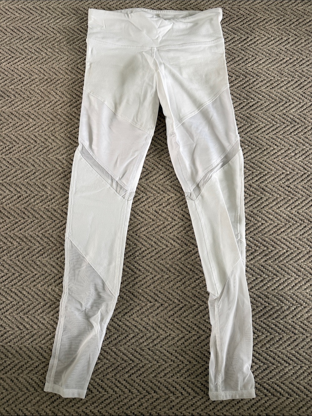 ALO Yoga White High-Rise Performance Jeggings